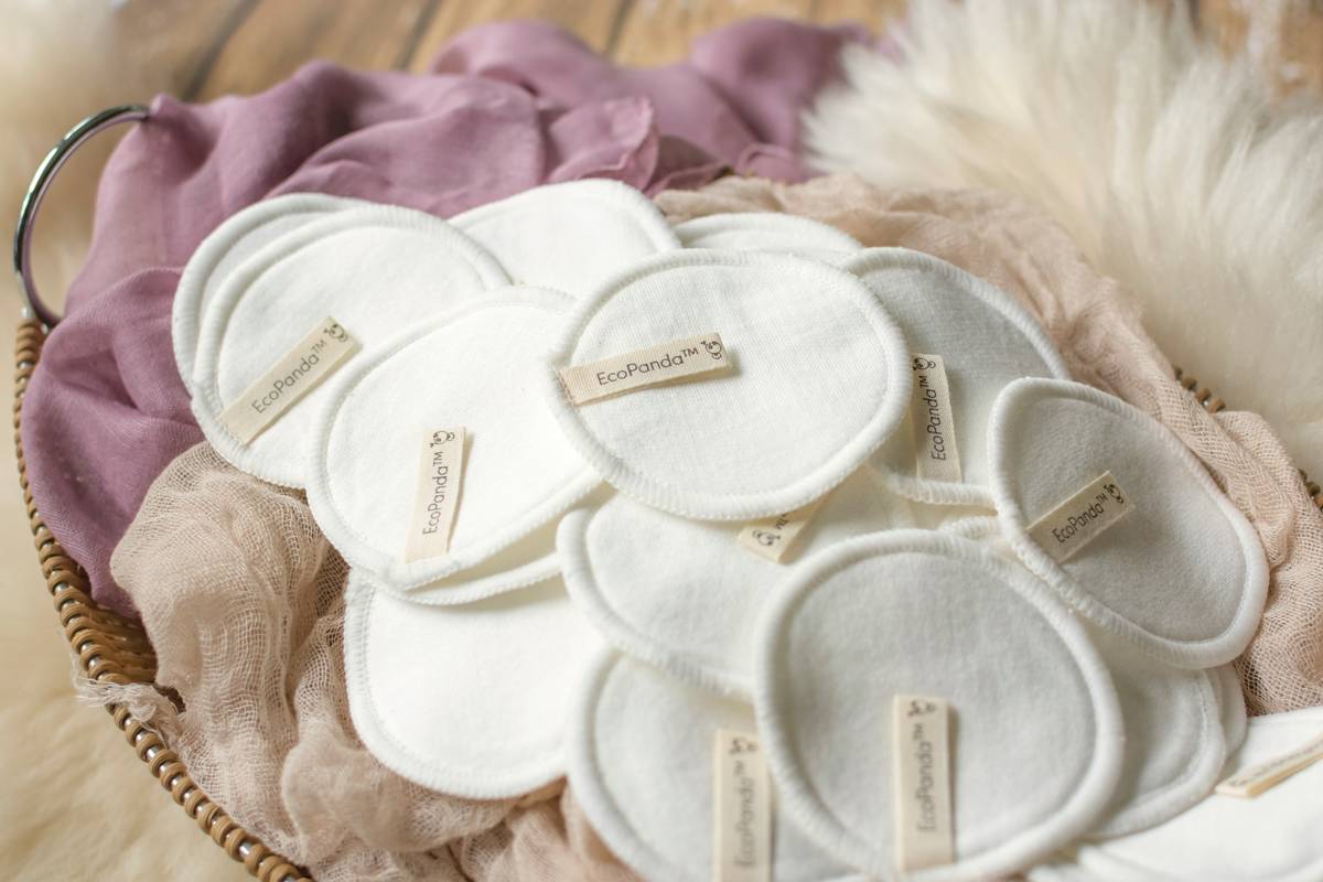 How Sustainable Baby Shower Decorations Can Include Organic Cotton Onesies (And Why You Should Try It)
